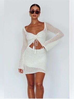 kerry layered balloon sleeve dress white Kerry Layered Balloon Sleeve Dress Floral Vine Print White